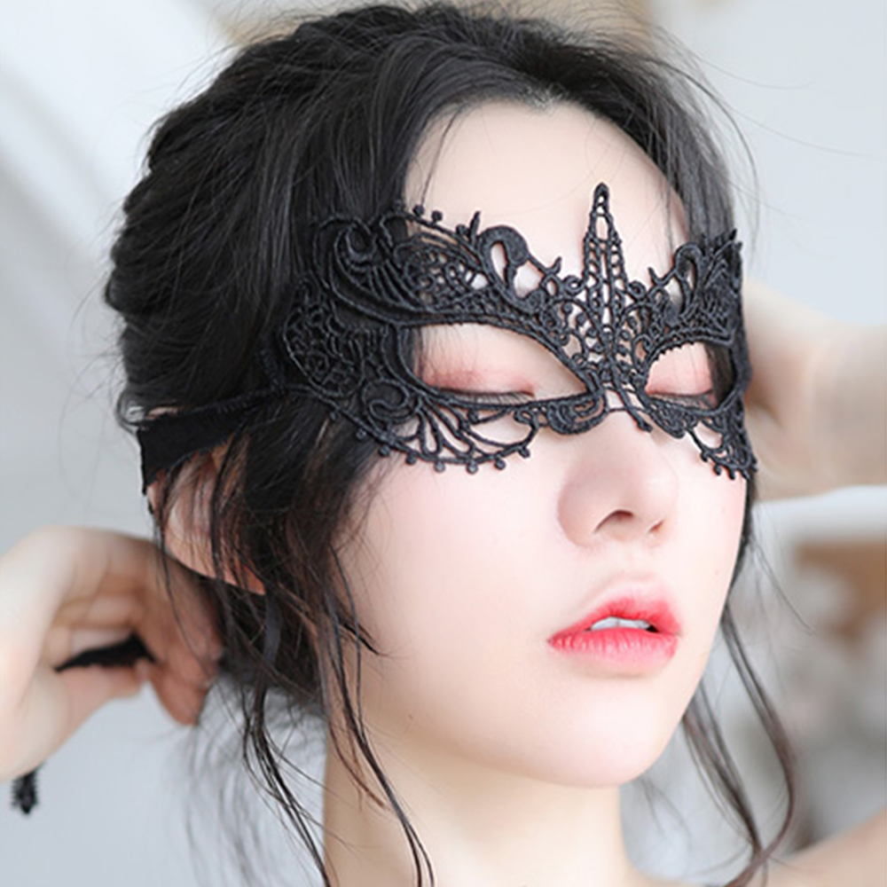 Fée et moi Satin & Lace Blindfold Eye Mask
