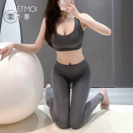 Fée et moi Ice Silk Peekaboo Yoga Panty Set with Crop Top
